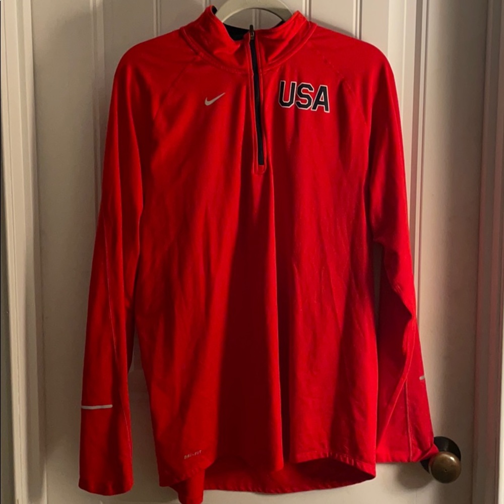 Nike size Large 🇺🇸 USA
